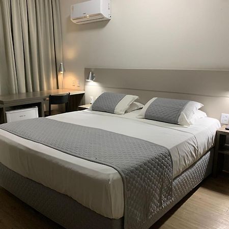 Hotel Valerim Itajai / Navegantes Экстерьер фото